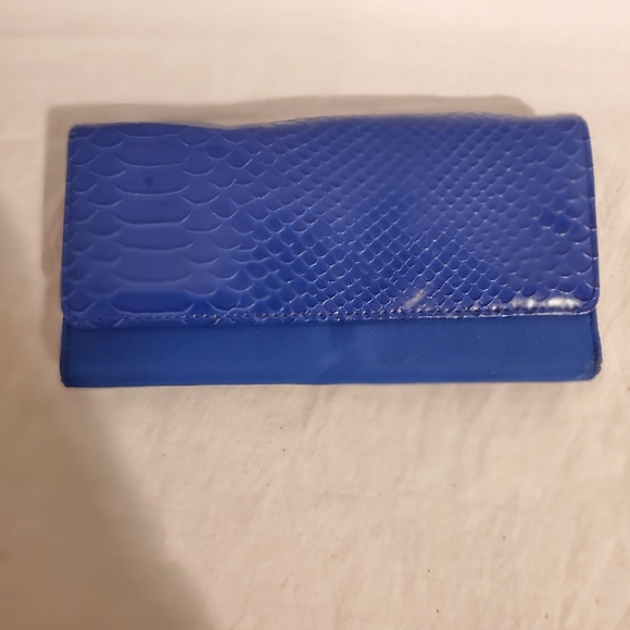 TravelSmith Bags Travelsmith By Pacsafe Royal Blue Faux Snake